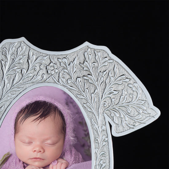 BABY DRESS PHOTO FRAME