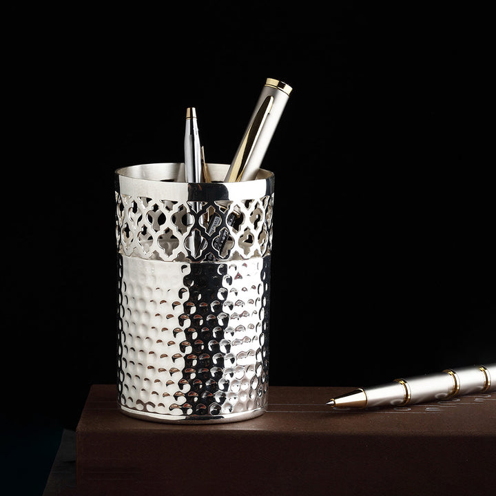 JAALI TEXTURED PEN HOLDER