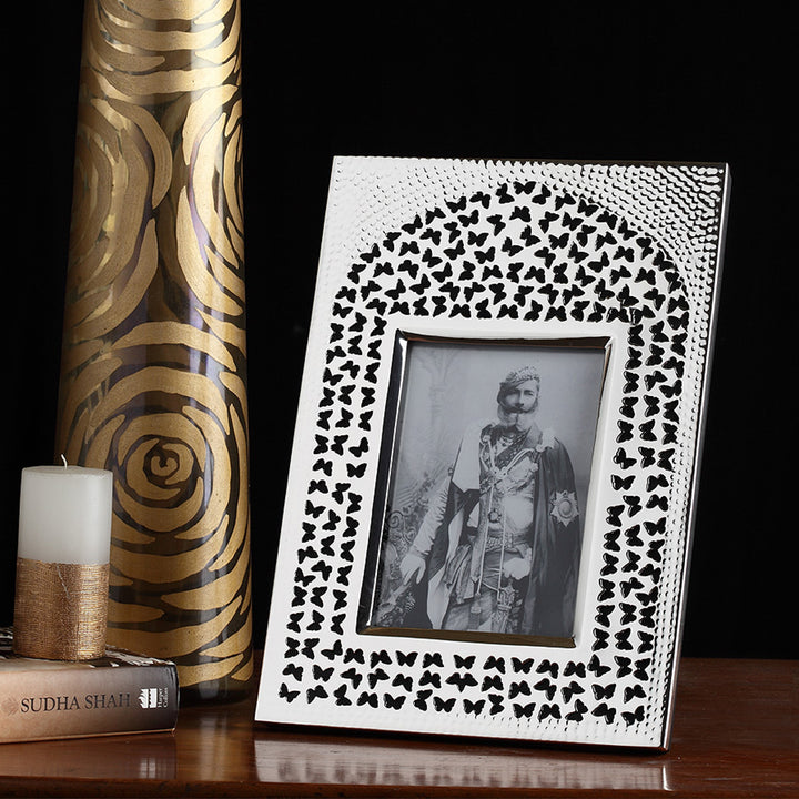 DESIGNED PHOTO FRAME