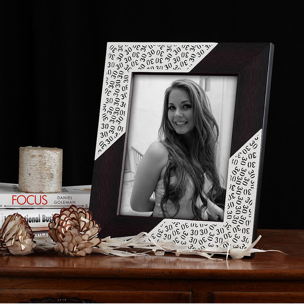 WOOD AND SILVER-PLATED PHOTO FRAME