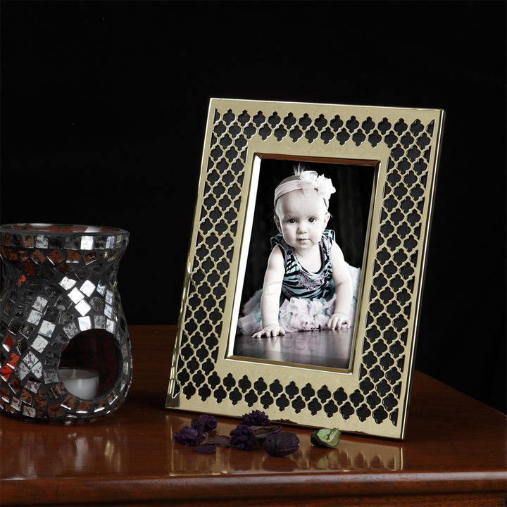 JAALI PHOTO FRAME