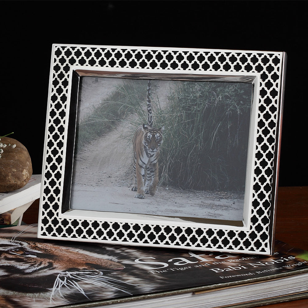 DESIGNED PHOTO FRAME