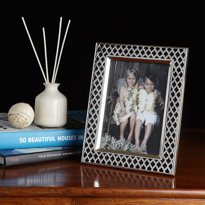 DESIGNED PHOTO FRAME