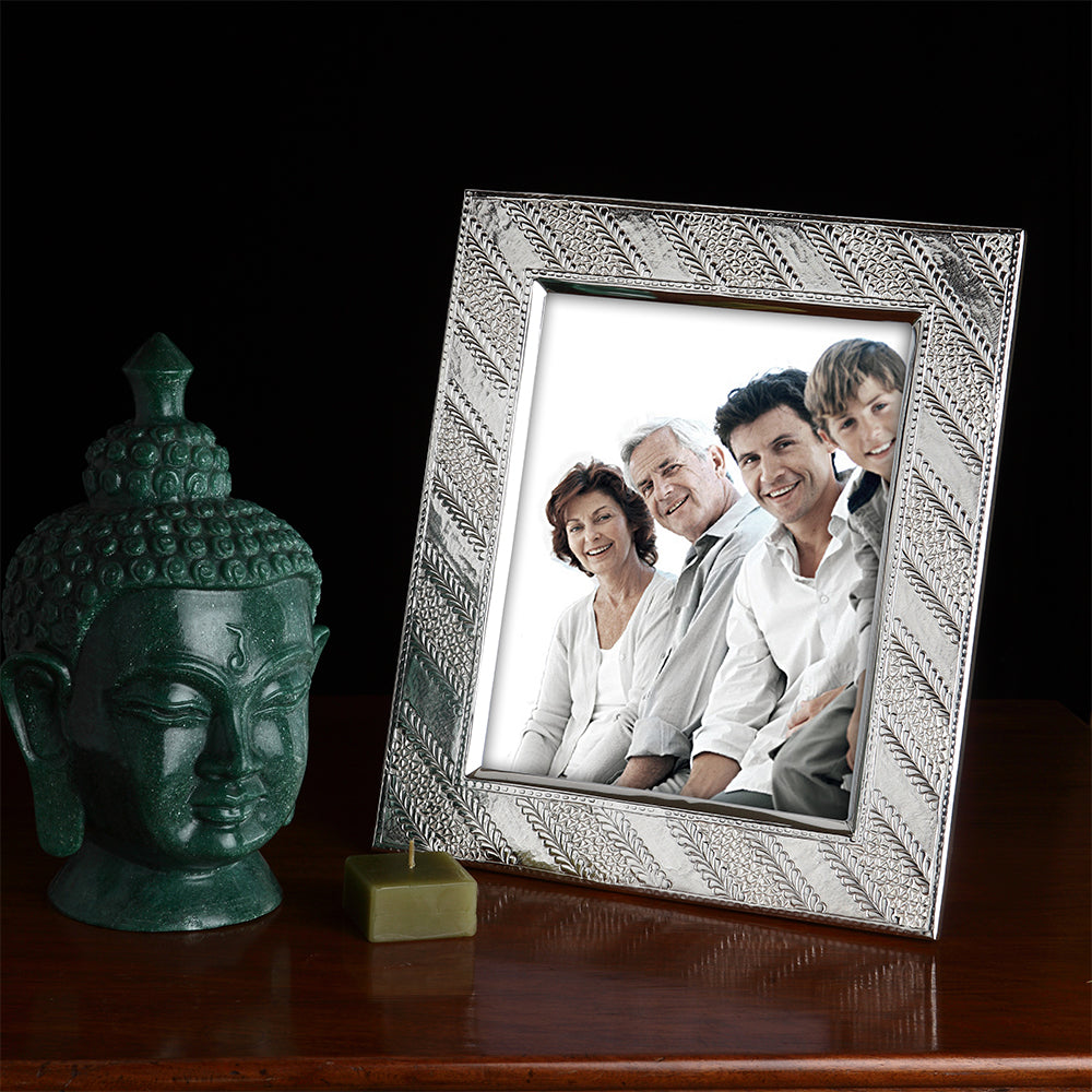 DESIGNED PHOTO FRAME