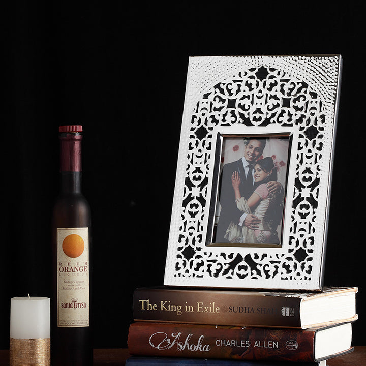 DESIGNED PHOTO FRAME