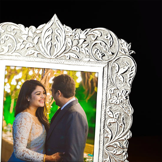 DESIGNED PHOTO FRAME