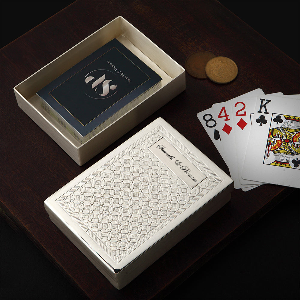 PLAYING CARD HOLDER