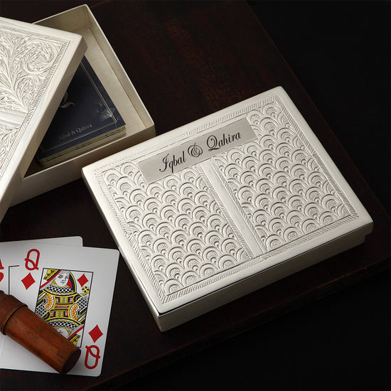 PLAYING CARD HOLDER