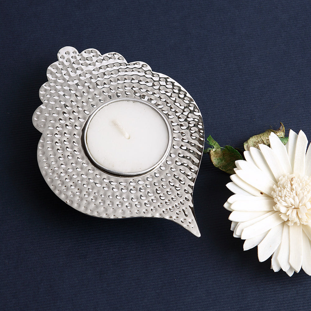 TEXTURED TEA LIGHT HOLDER