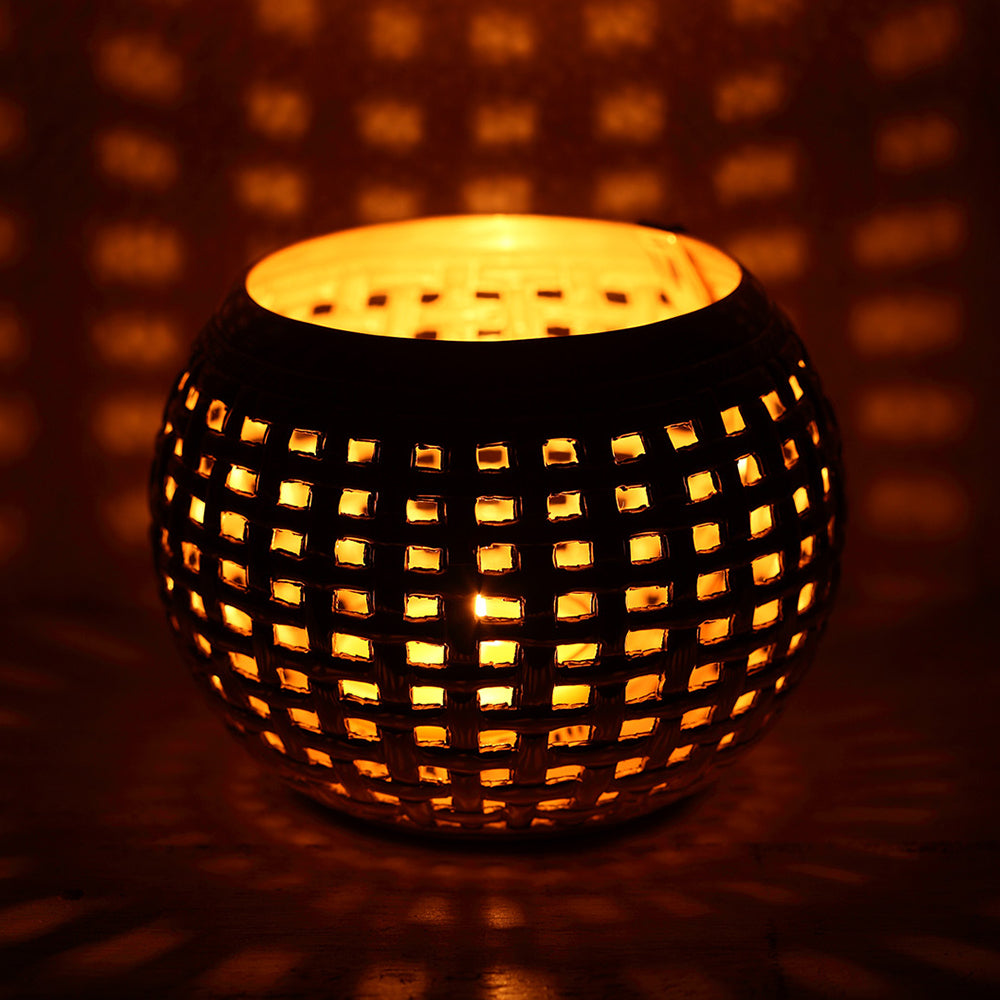 JAALI TEA LIGHT HOLDER