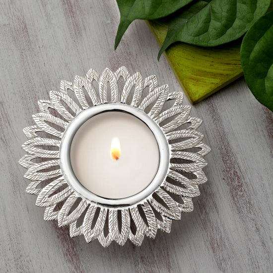 FLOWER TEA LIGHT HOLDER