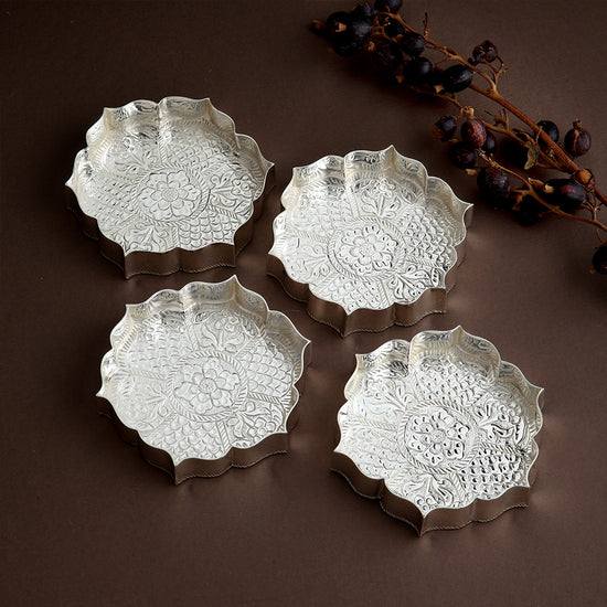 SILVER PLATED DESIGNED COASTERS SET OF 4