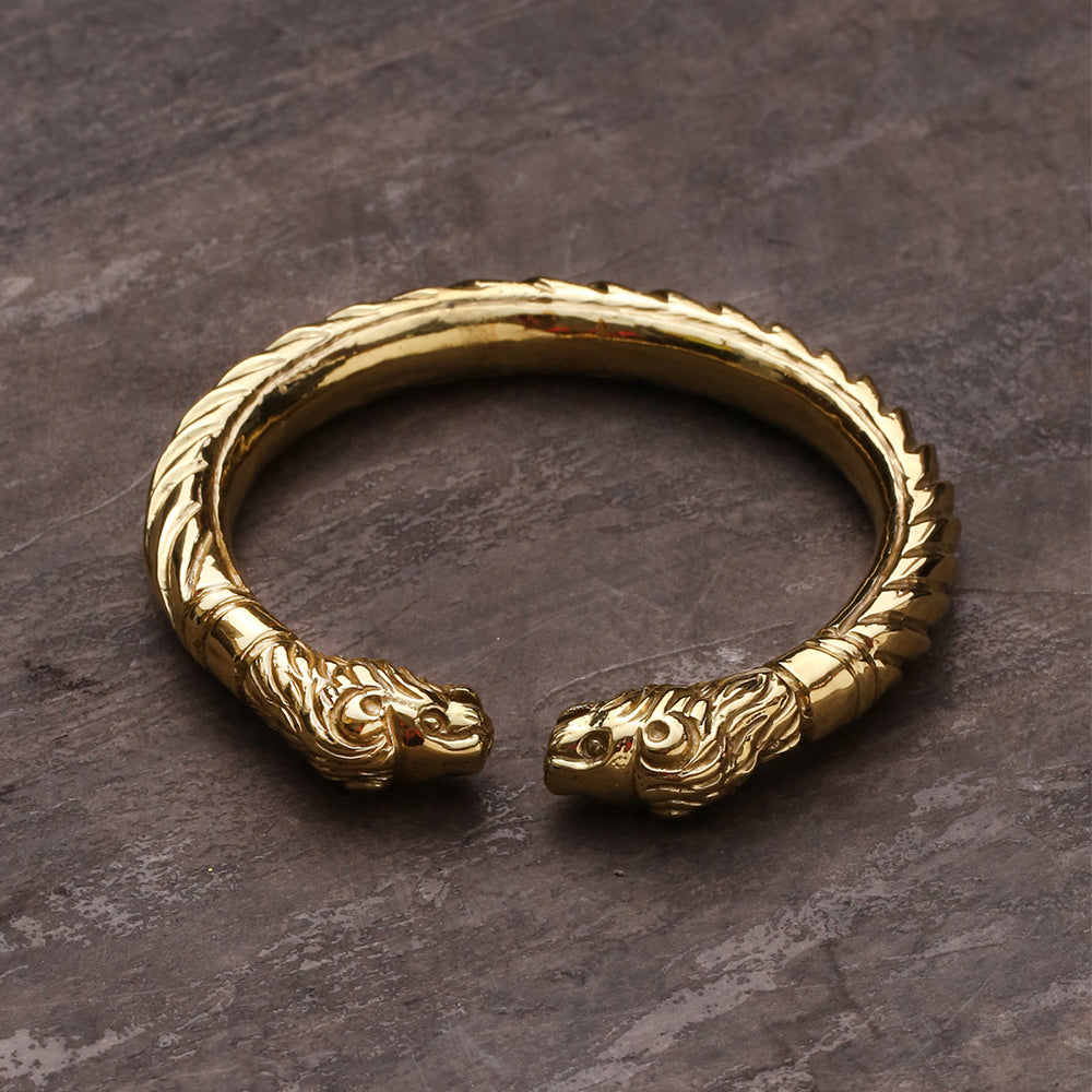 LION BANGLE