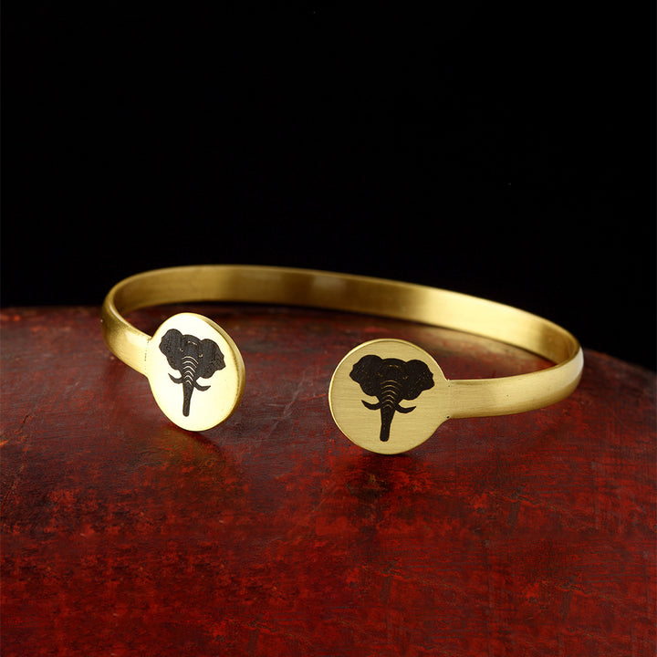 BRASS ETCHED ELEPHANT BANGLE