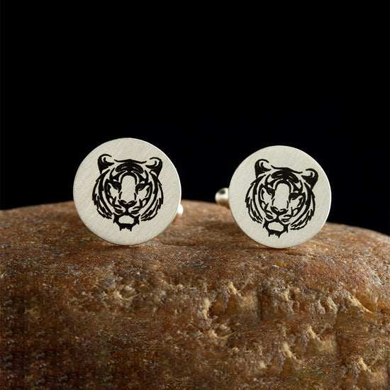 TIGER CUFFLINK